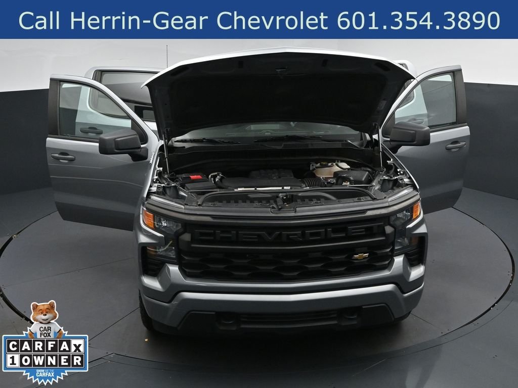 Used 2023 Gray Chevrolet Custom image 53