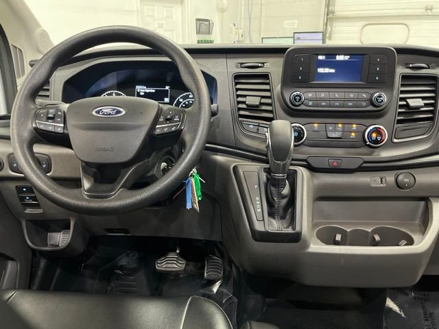 Used 2025 Oxford White Ford Base image 9