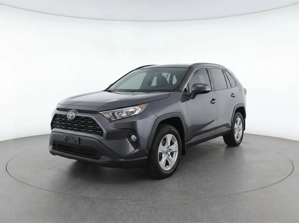 Used 2020 Gray Toyota XLE image 1