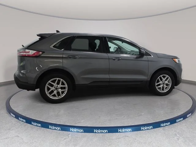 Certified Used 2024 Gray Metallic Ford SEL image 4