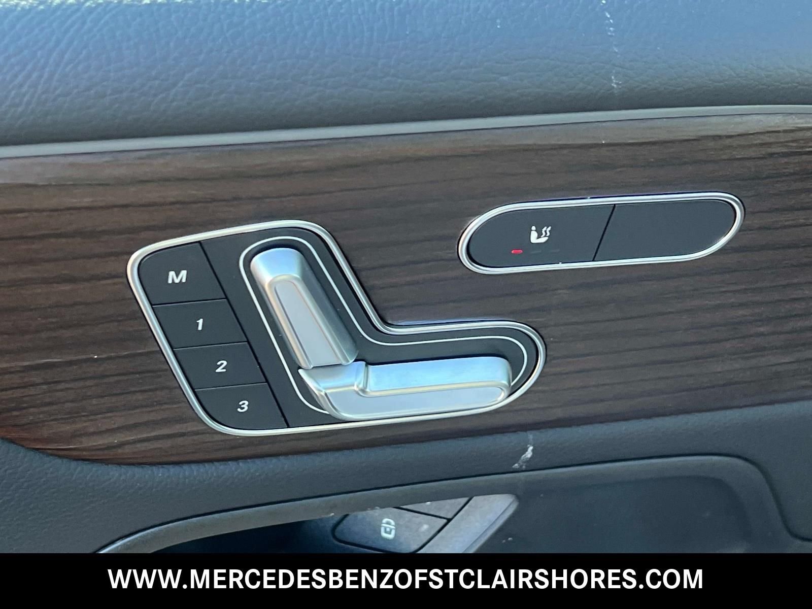 New 2026 Cirrus Silver Metallic Mercedes-Benz GLB 250 image 17