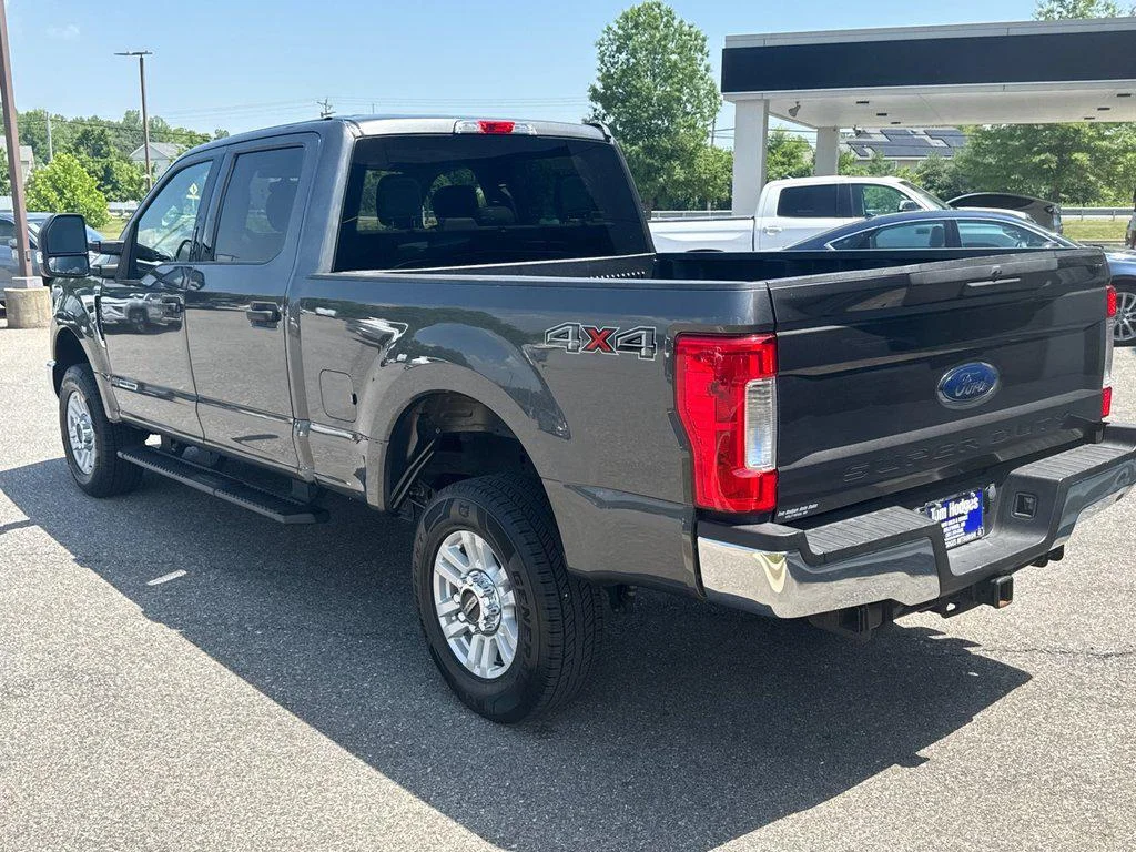Used 2019 Magnetic Metallic Ford XLT 4WD Crew Cab 6.75 Box image 6