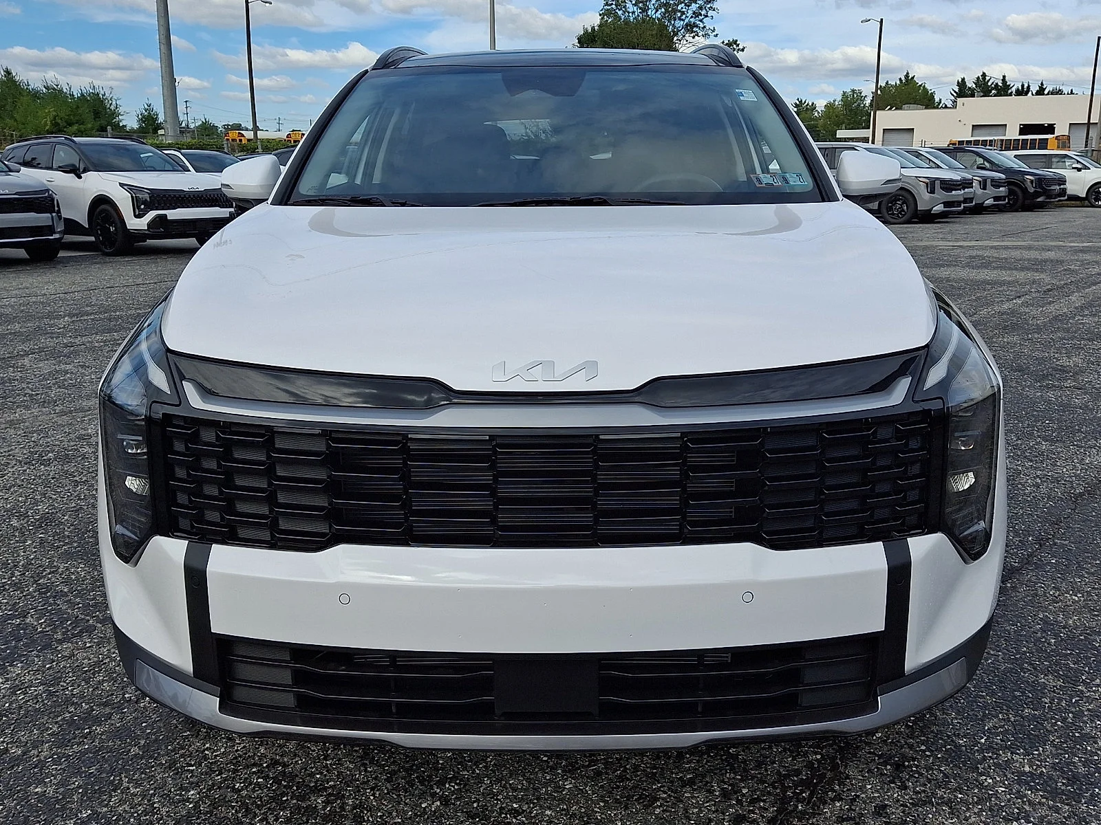New 2027 White Kia EX image 3