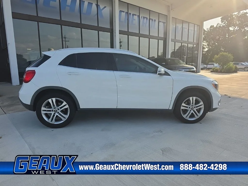 Used 2019 White Mercedes-Benz GLA 250 image 9