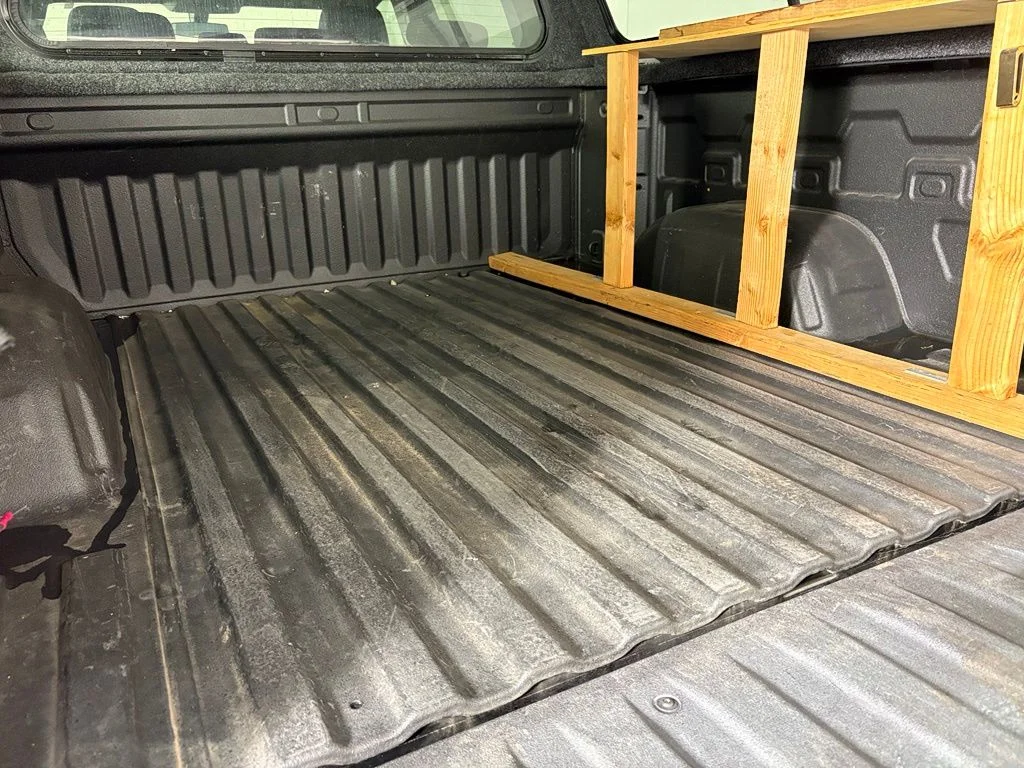 Used 2020 Black Chevrolet Custom image 38
