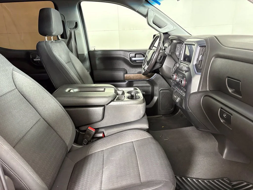 Used 2021 RED HOT Chevrolet LT image 18