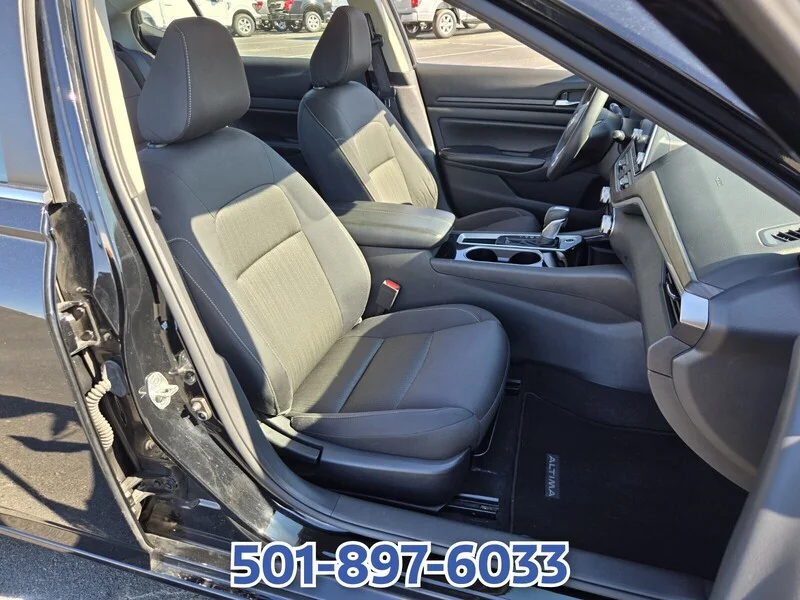 Used 2024 Super Black NISSAN 2.5 SV SEDAN image 18