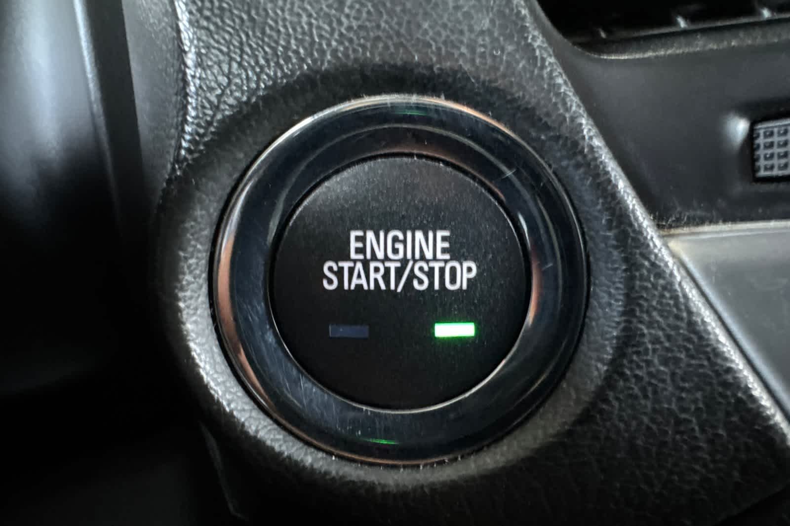 Used 2016 Onyx Black GMC SLT image 27
