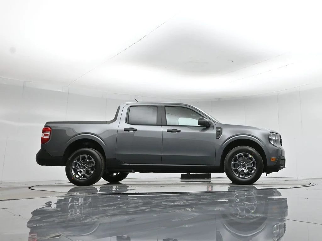 Certified Used 2026 Gray Ford XLT image 47