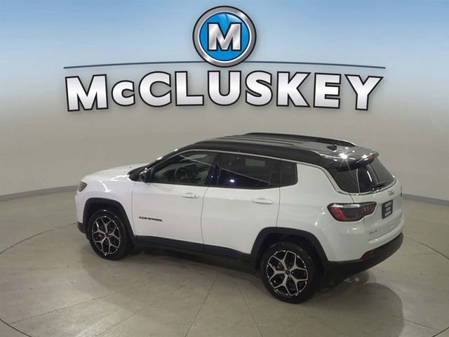 Certified Used 2025 White Jeep Limited 4x4 image 28