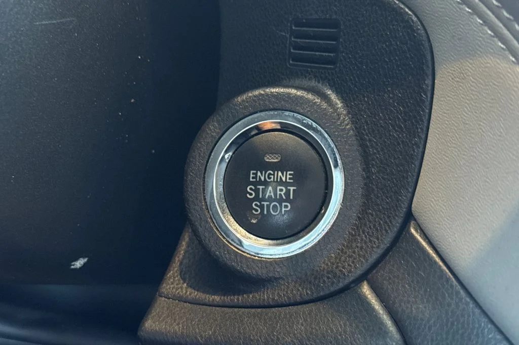 Used 2022 Gray Subaru Limited image 27