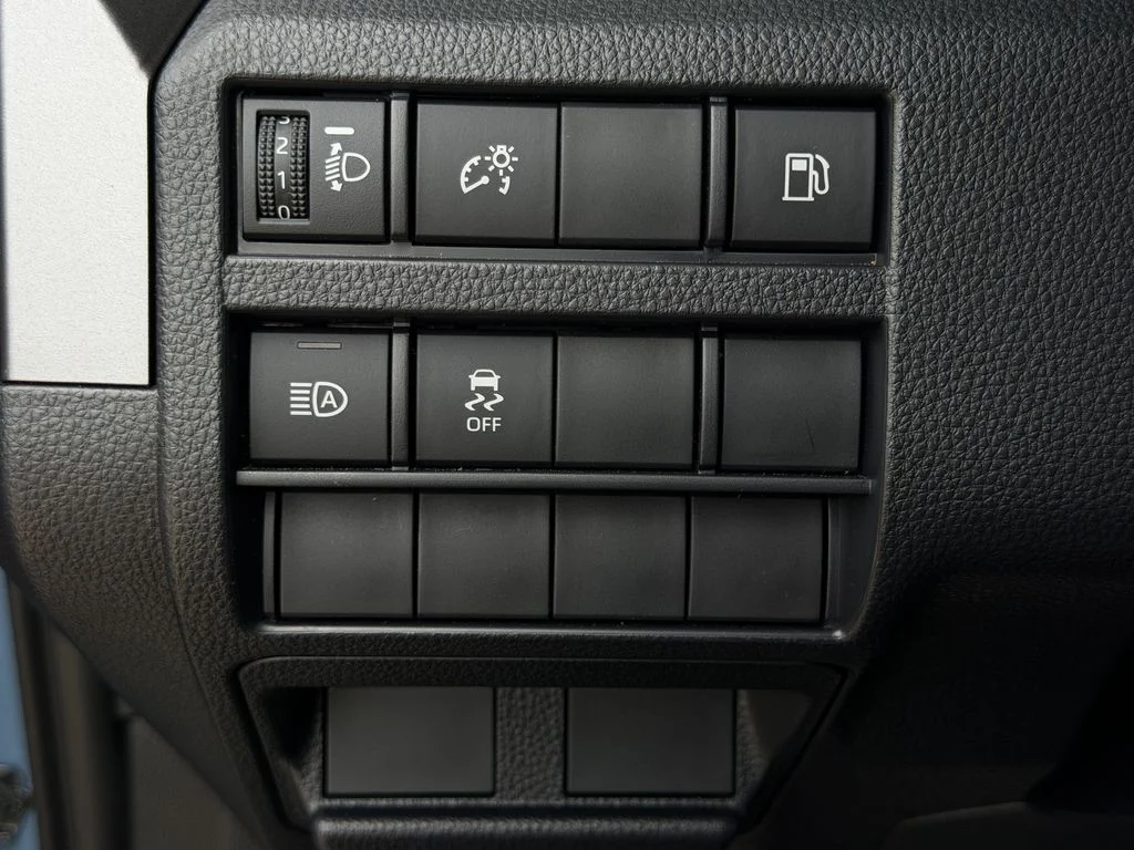 Used 2026 Blue Toyota SR5 image 21