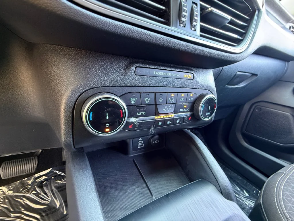 Used 2024 Gray Ford Active image 23