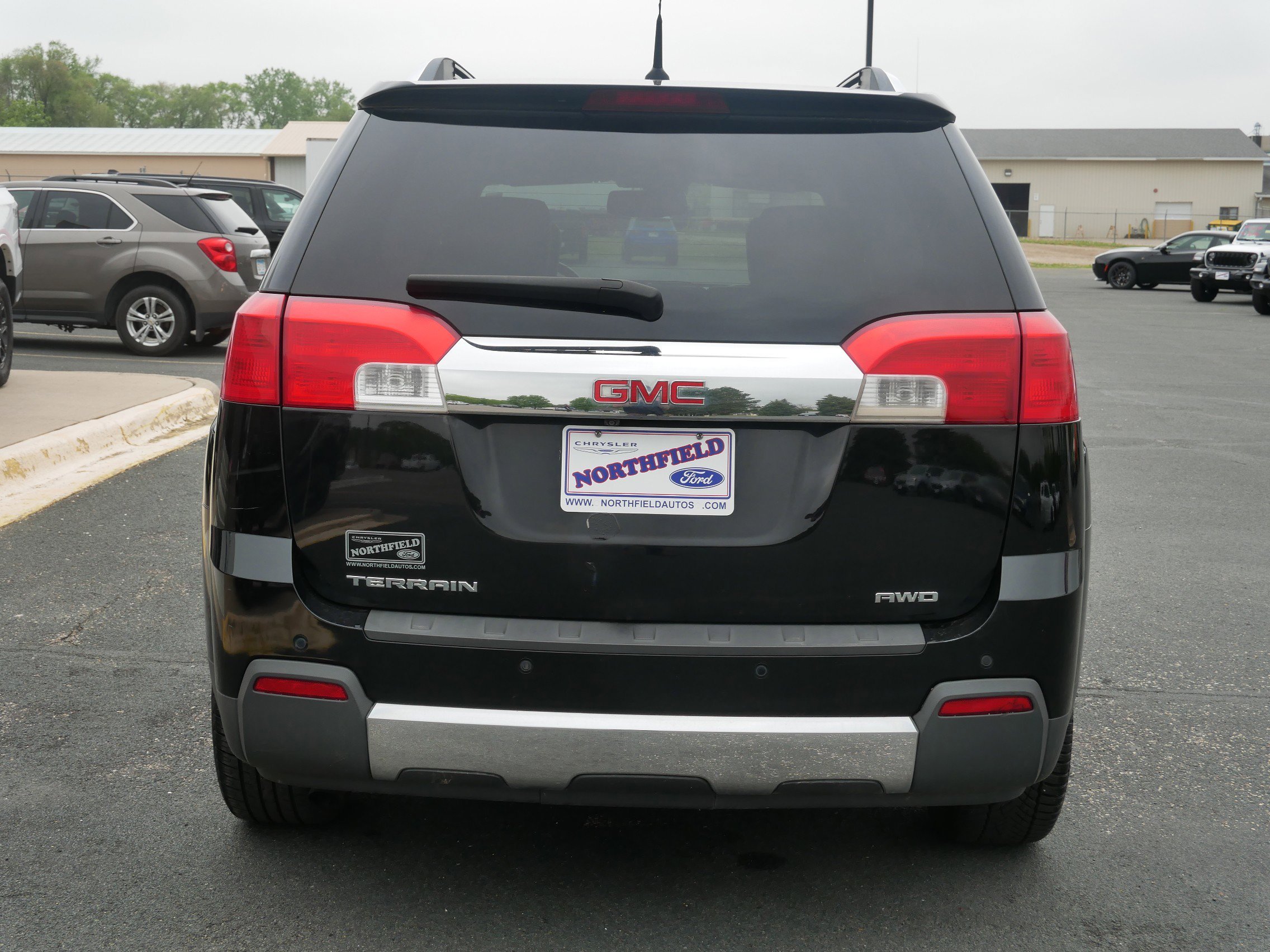 Used 2010 Onyx Black GMC SLT-2 image 7