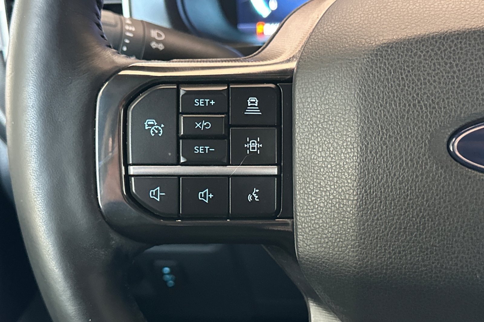 Used 2024 Gray Ford Platinum image 25