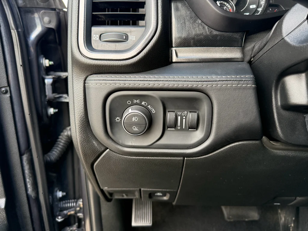 Used 2022  Ram Power Wagon image 16