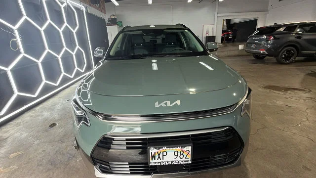 Certified Used 2023 Green Kia SX Touring image 8