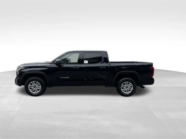 New 2026 Midnight Black Met Toyota SR5 image 2