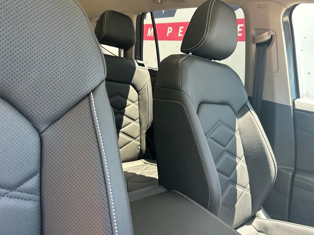 New 2026 Gray Volkswagen SE w/Technology image 33