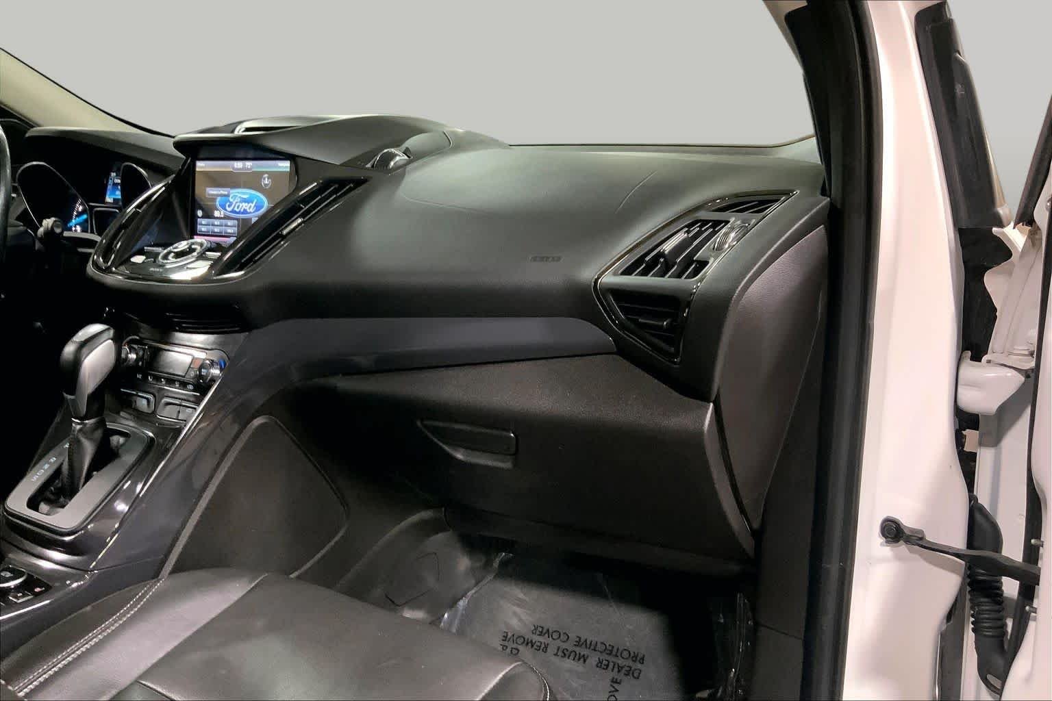 Used 2014 White Platinum Metallic Tri-Coat Ford Titanium image 19