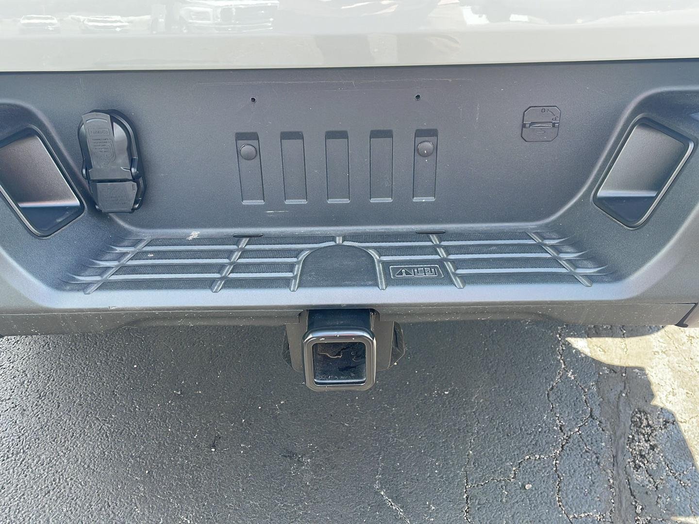 New 2026 Avalanche Ford XLT image 35