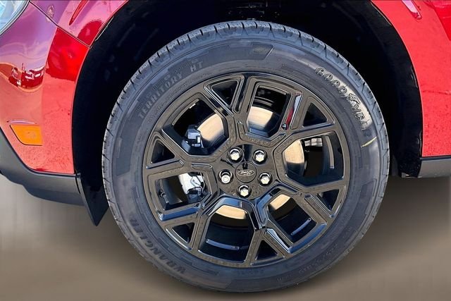 New 2026 Ruby Red Metallic Tinted Clearcoat Ford XLT image 11
