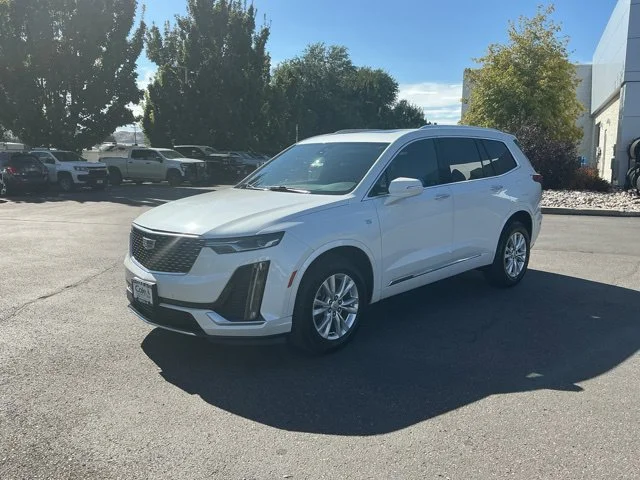 Used 2023 CRYSTAL WHITE TRICOAT Cadillac AWD Luxury image 8