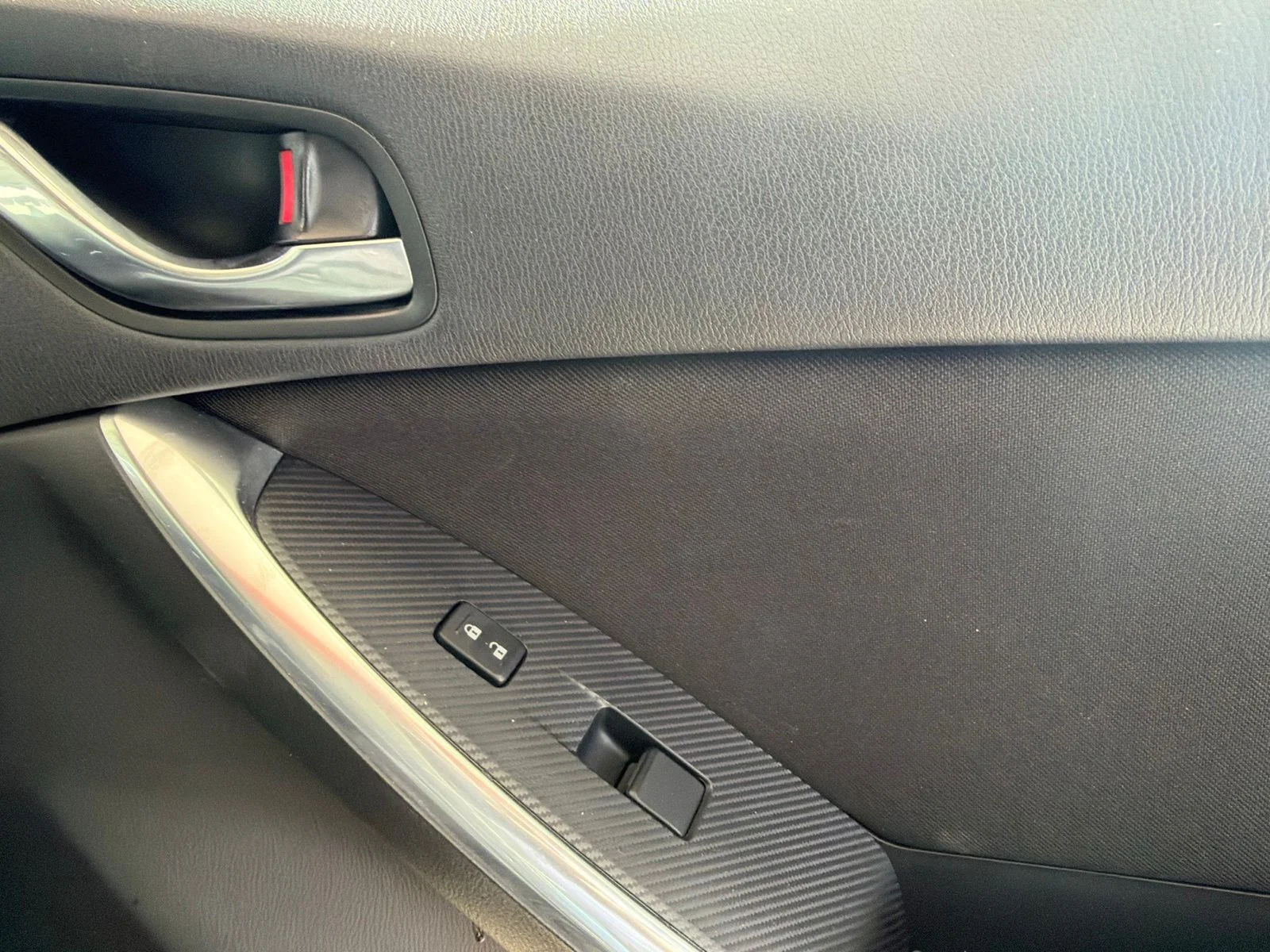 Used 2016 Black Mazda Touring image 22
