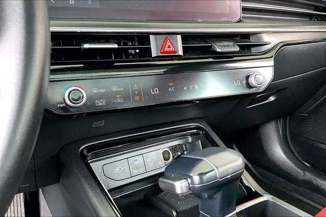 Used 2025 Gray Kia GT-Line image 23