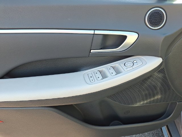 2024 Hyundai Sonata Hybrid SEL - Photo 12