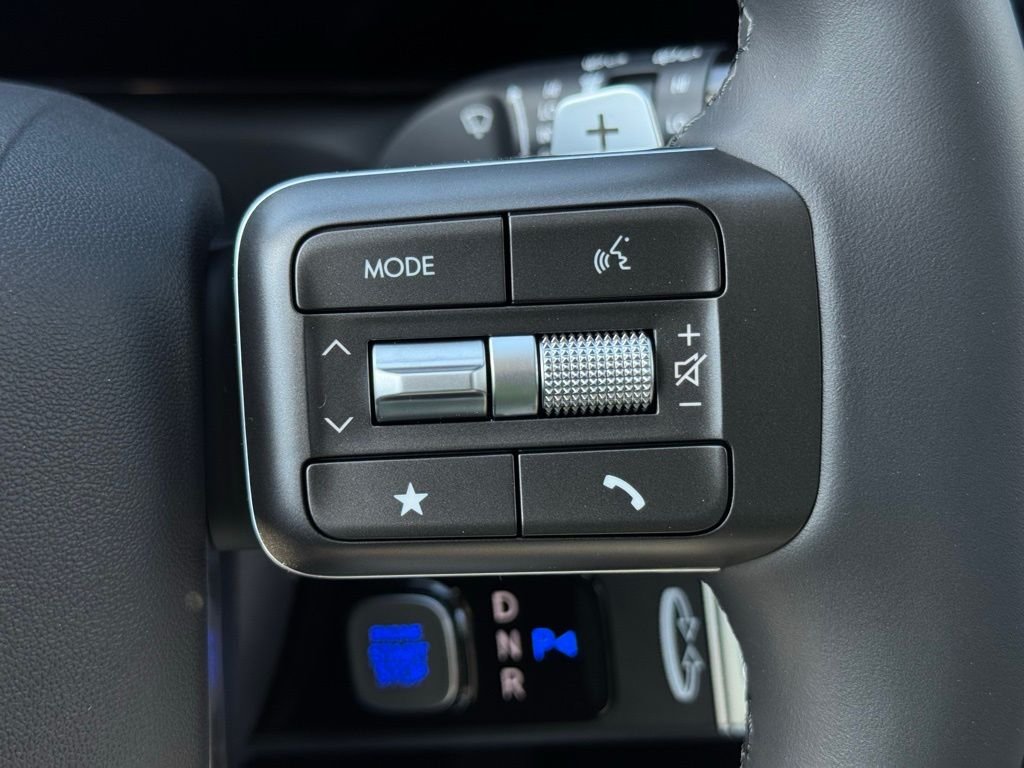 Certified Used 2026 White Hyundai SE image 24