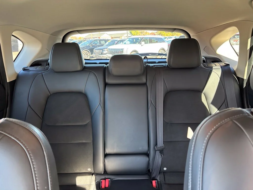 Used 2018 Blue Mazda Touring image 19