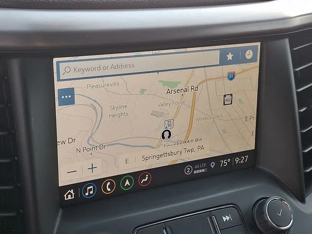 Used 2023 Blue GMC AT4 image 16
