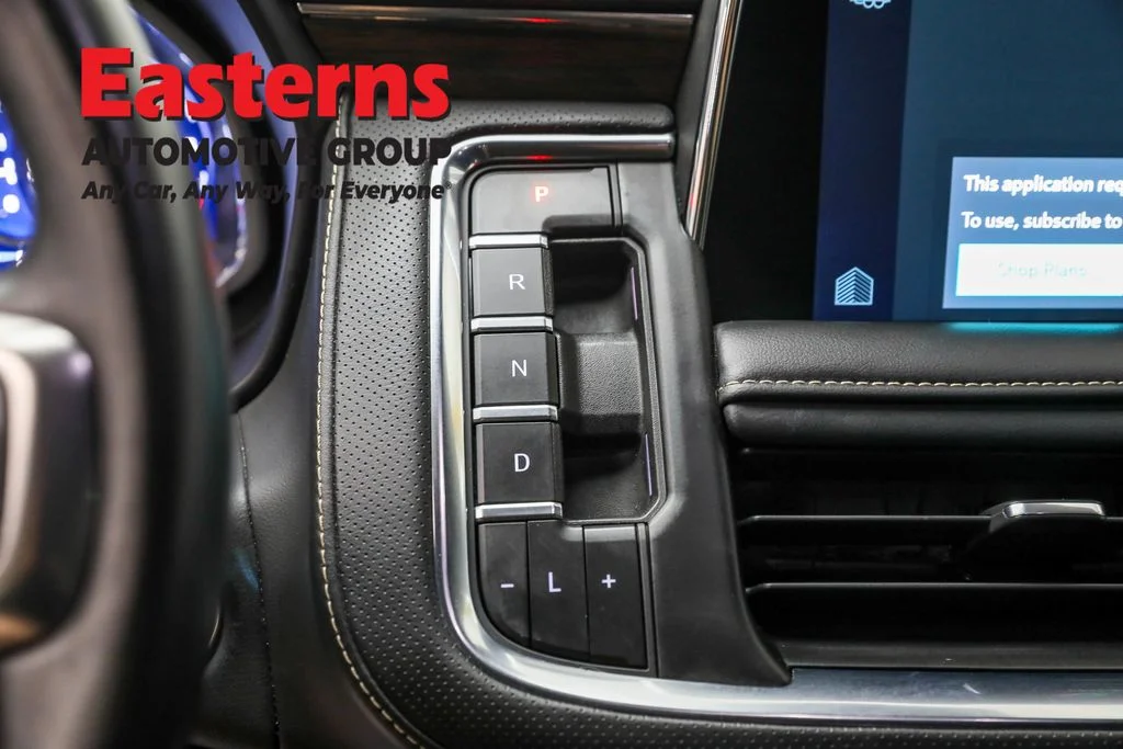 Used 2023 Green Chevrolet Premier image 13