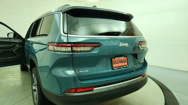 New 2026 Steel Blue Exterior Paint Jeep Limited image 15