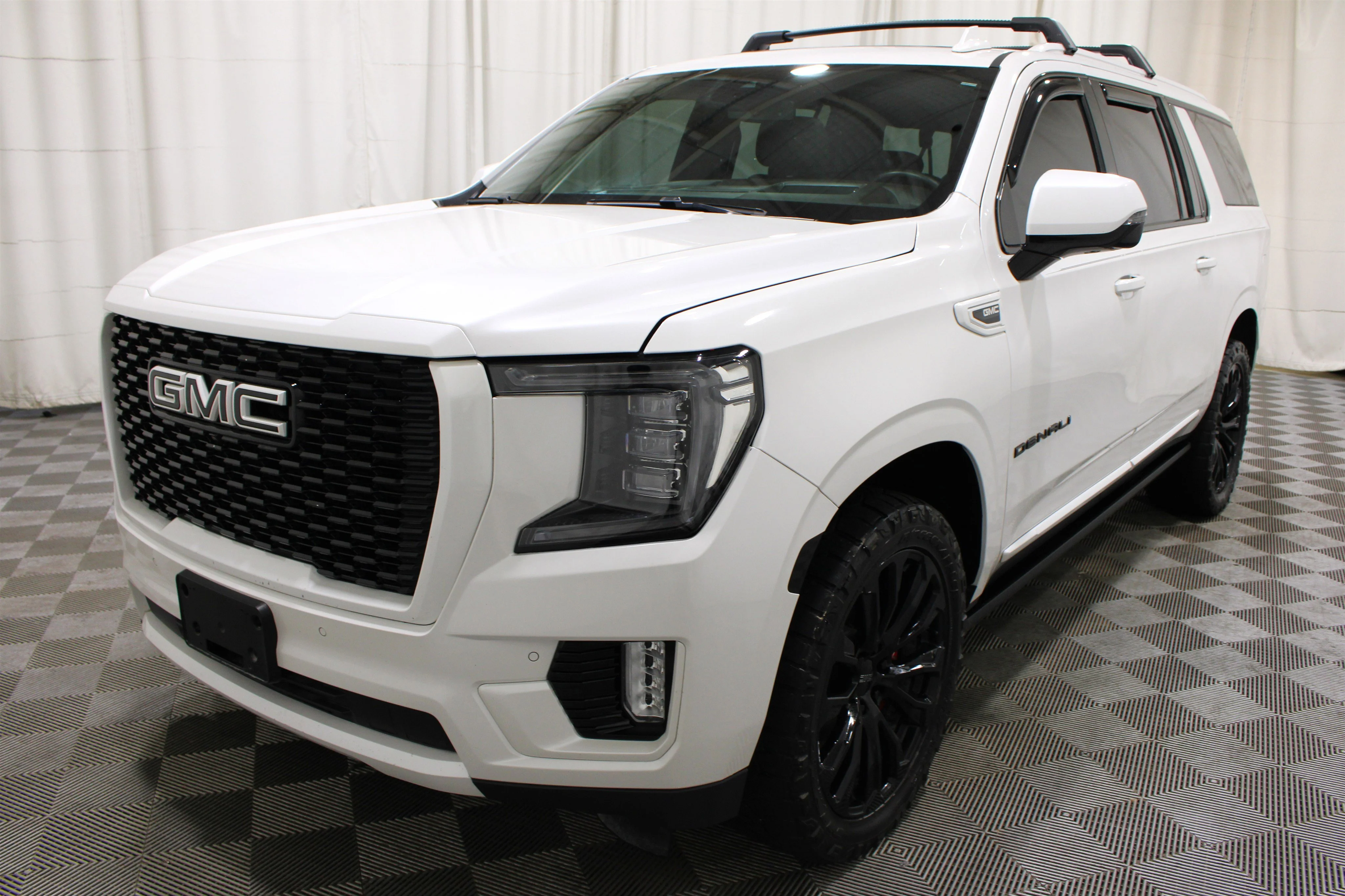 2023 GMC Yukon XL Denali - Photo 35