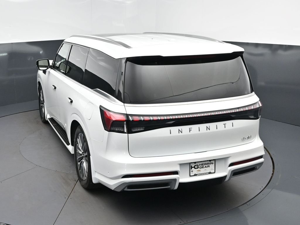New 2026 RADIANT WHITE INFINITI Luxe 2WD image 29