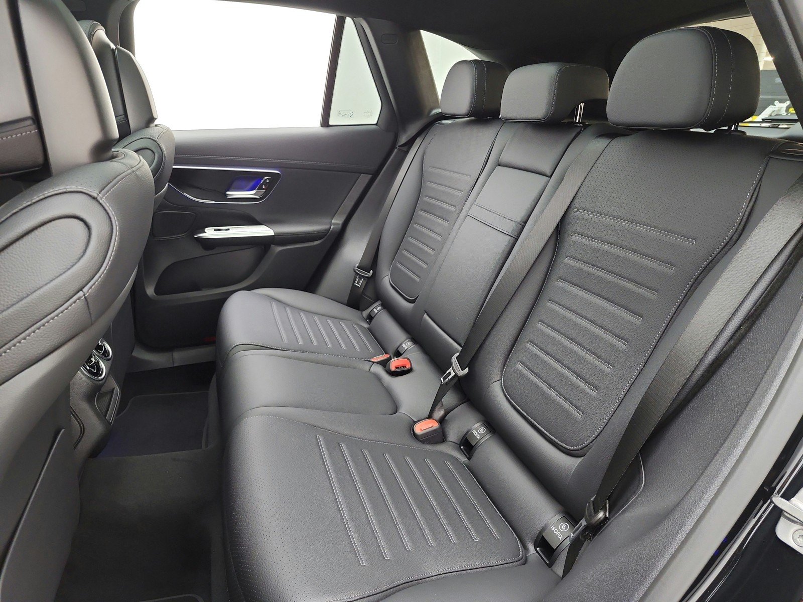 New 2026 Black Mercedes-Benz GLC 300 SUV image 11