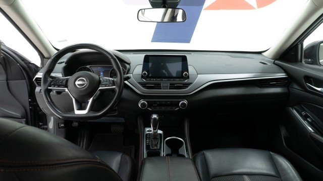 Used 2025 Gun Metallic Nissan SR image 24