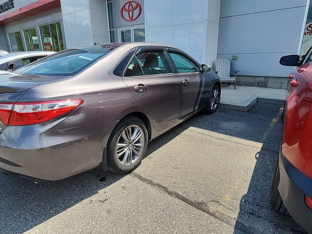 Used 2016 Predawn Gray Mica Toyota SE image 3