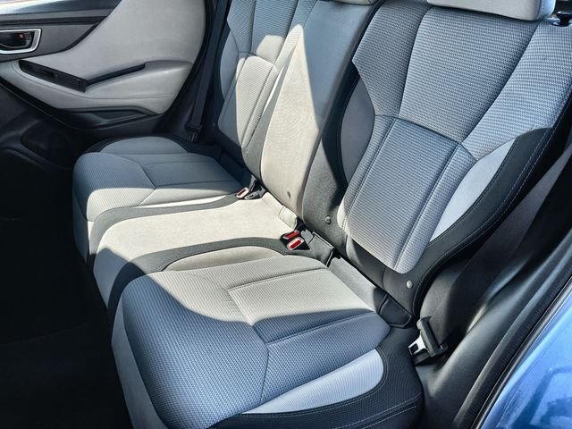 Used 2023 Blue Subaru Base image 25