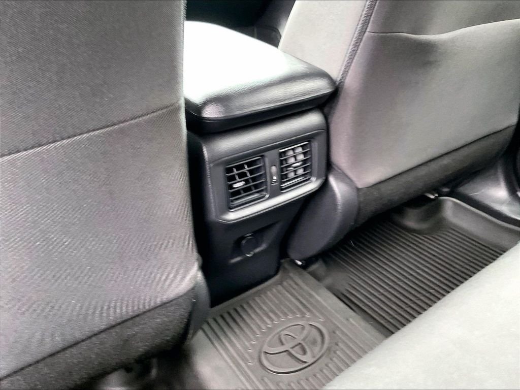 Used 2022 White Toyota LE image 26