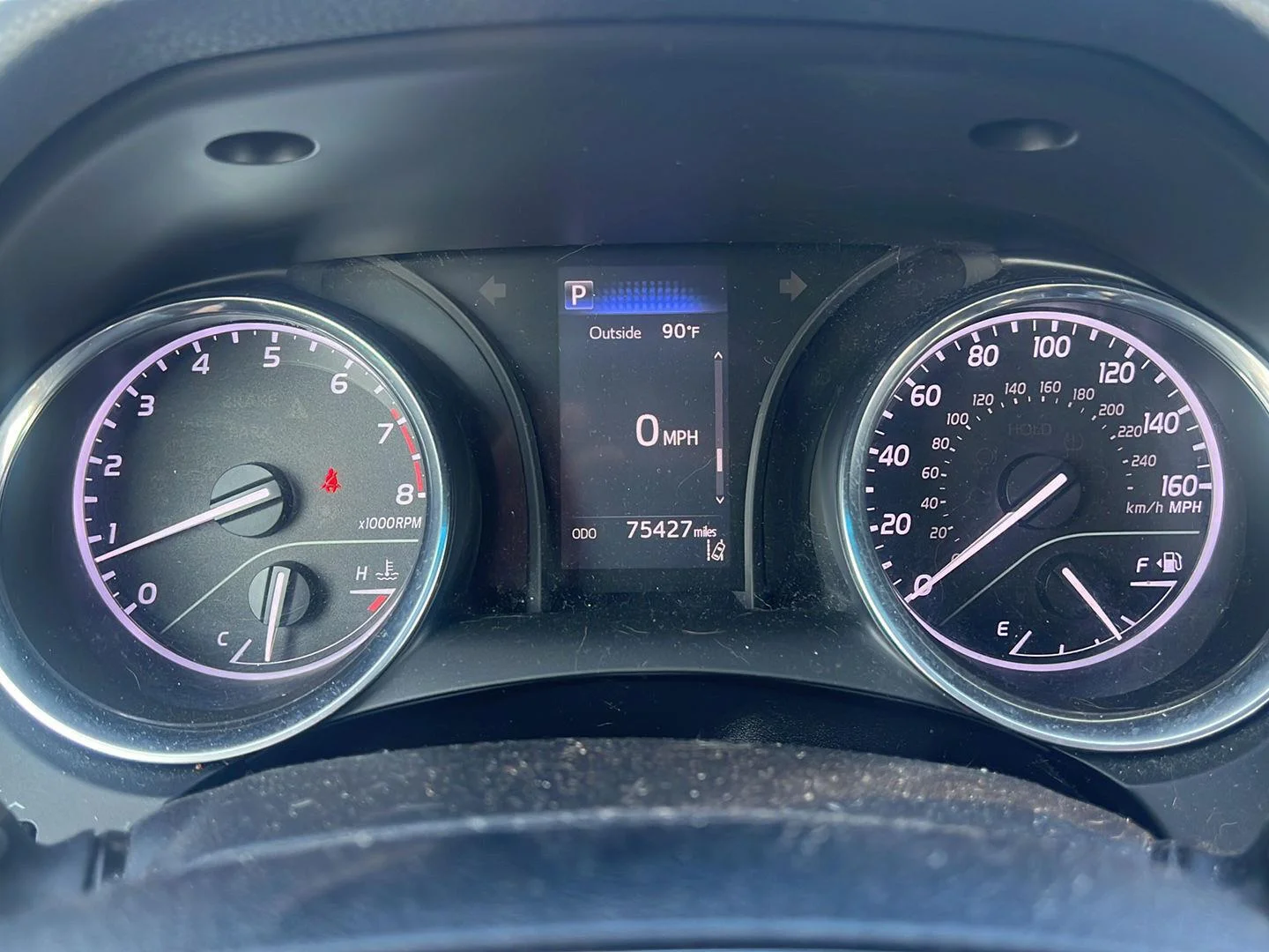 Used 2018 Predawn Gray Mica Toyota LE image 19