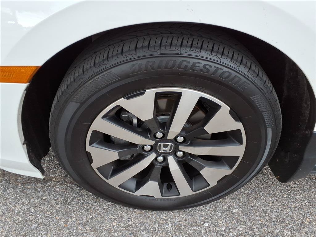 Used 2026 White Honda EX-L image 11