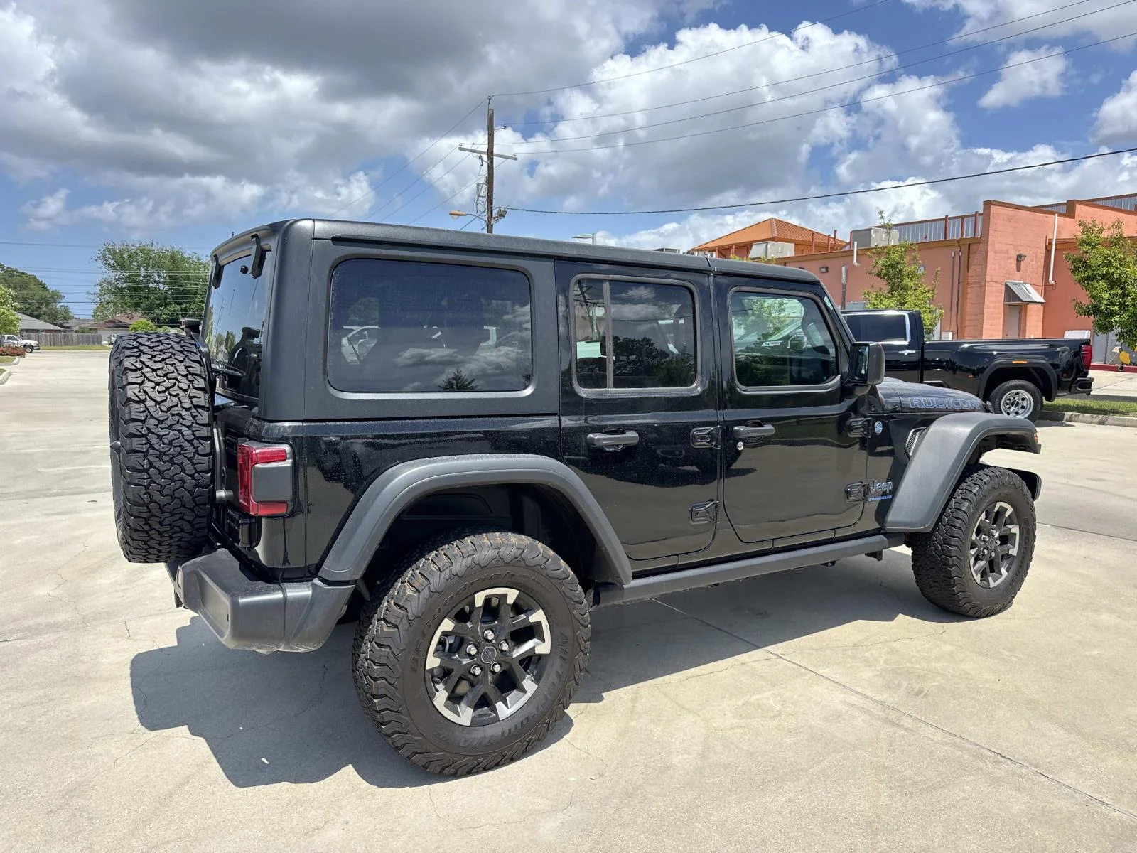 Used 2025 Black Clearcoat Jeep Rubicon 4x4 image 7