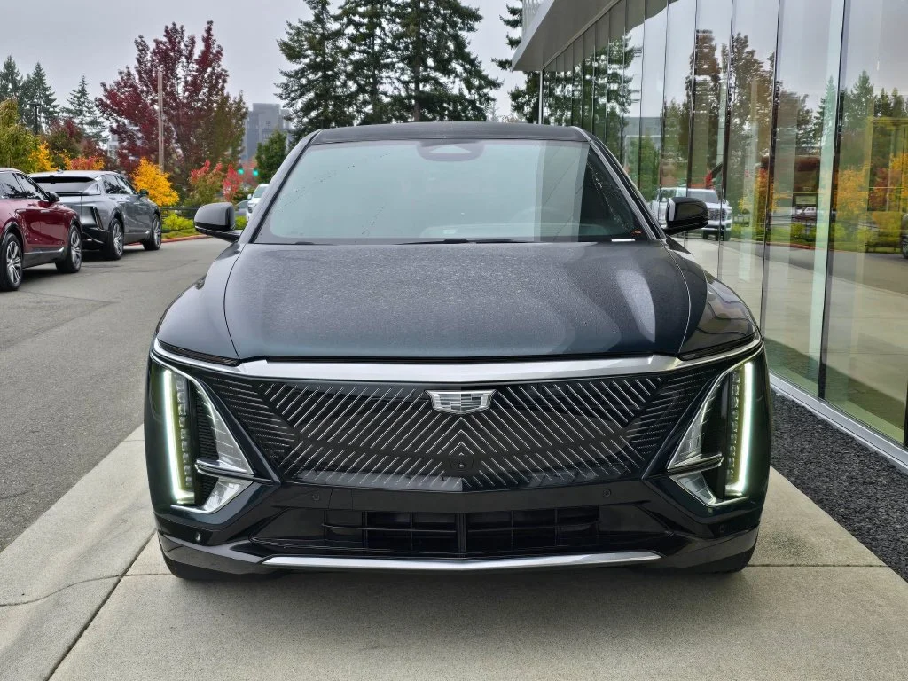 Certified Used 2024 Emerald Lake Metallic Cadillac Luxury 2 image 8