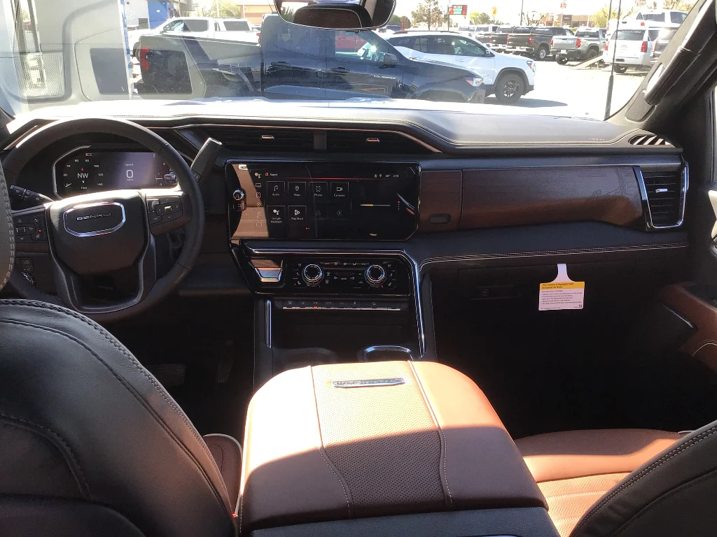 New 2026 Glacier White Tricoat GMC Denali Ultimate image 13