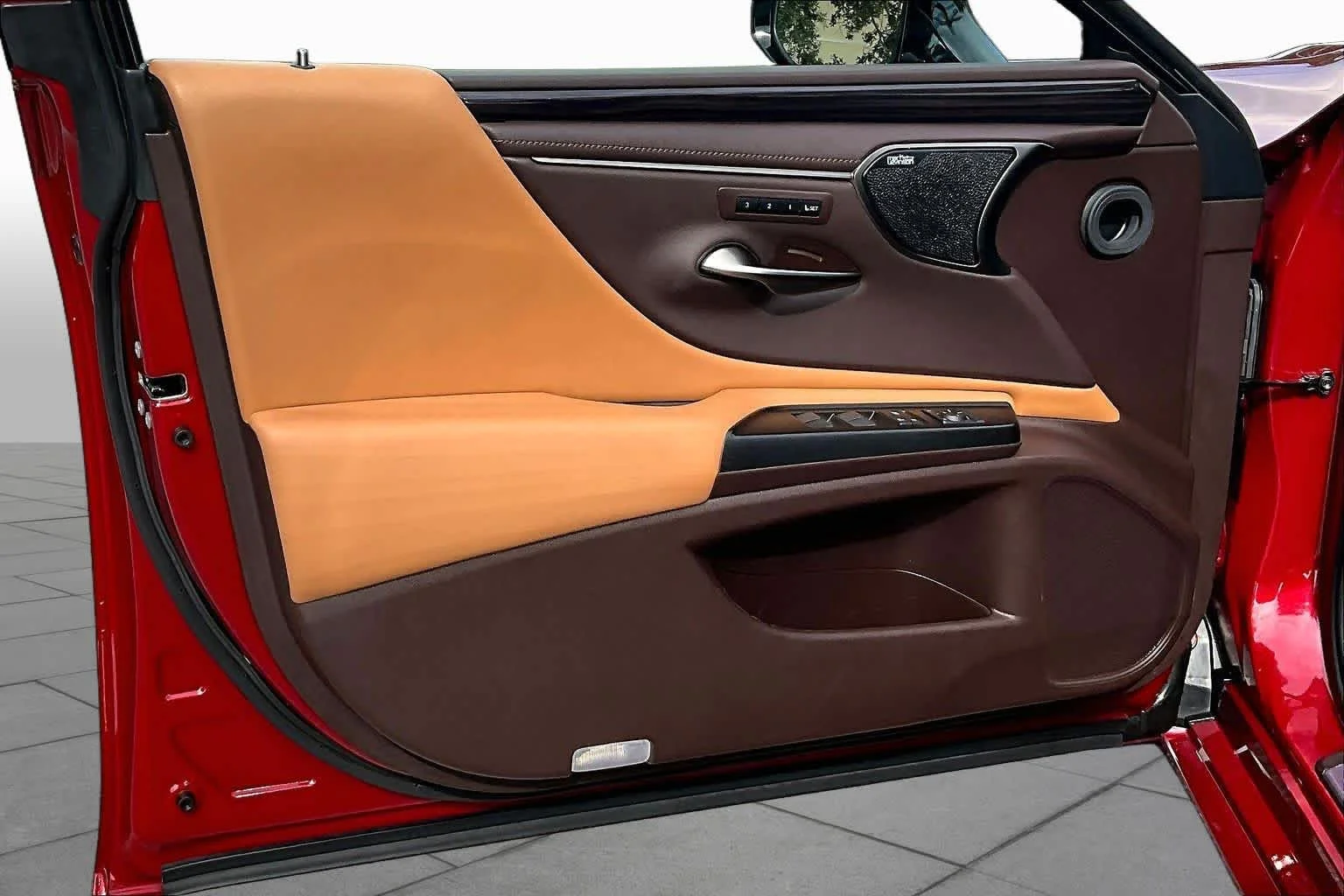 Used 2019 Matador Red Mica Lexus Ultra Luxury image 26