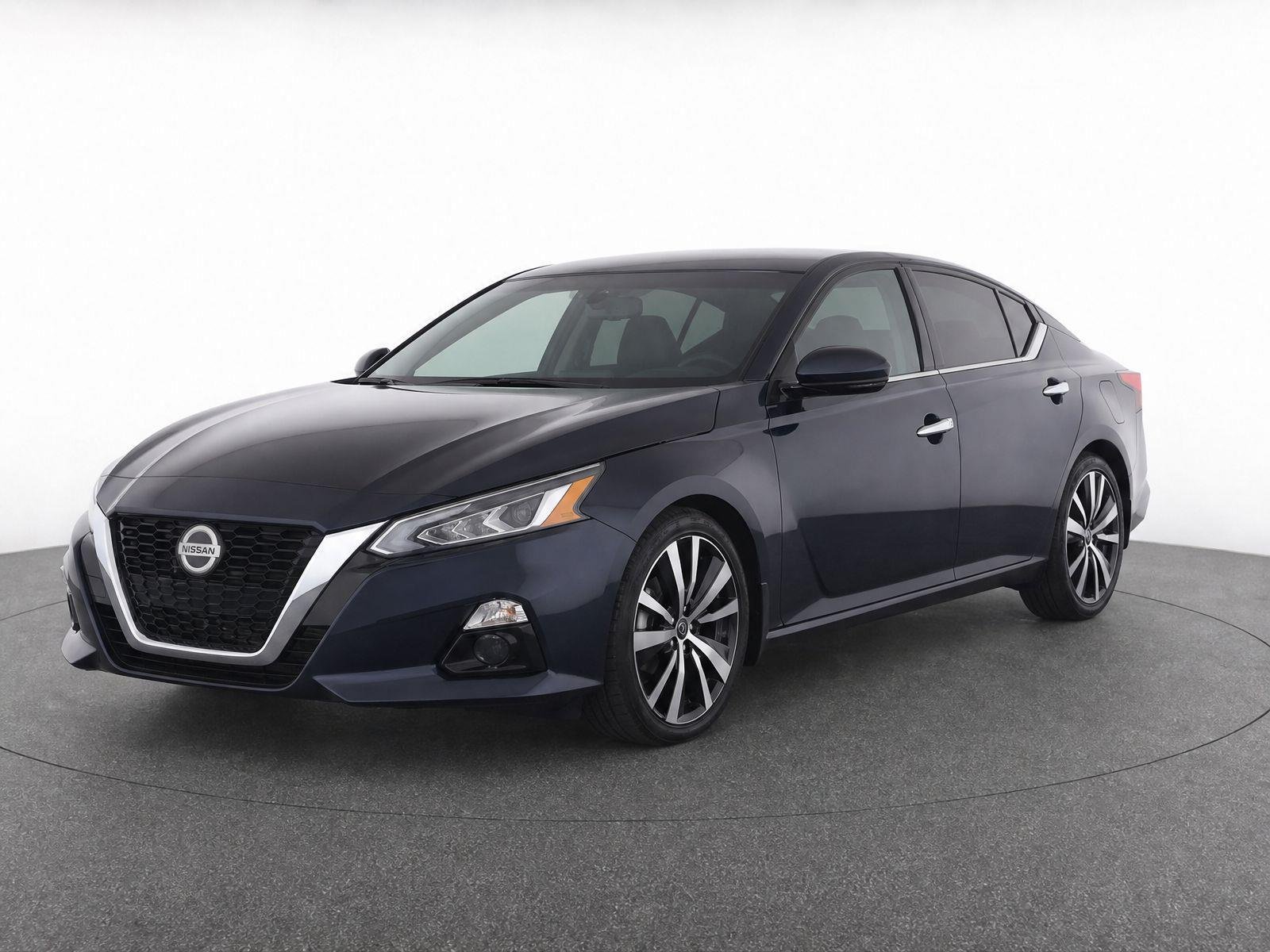 Used 2019 Storm Blue Metallic Nissan 2.5 Platinum image 10