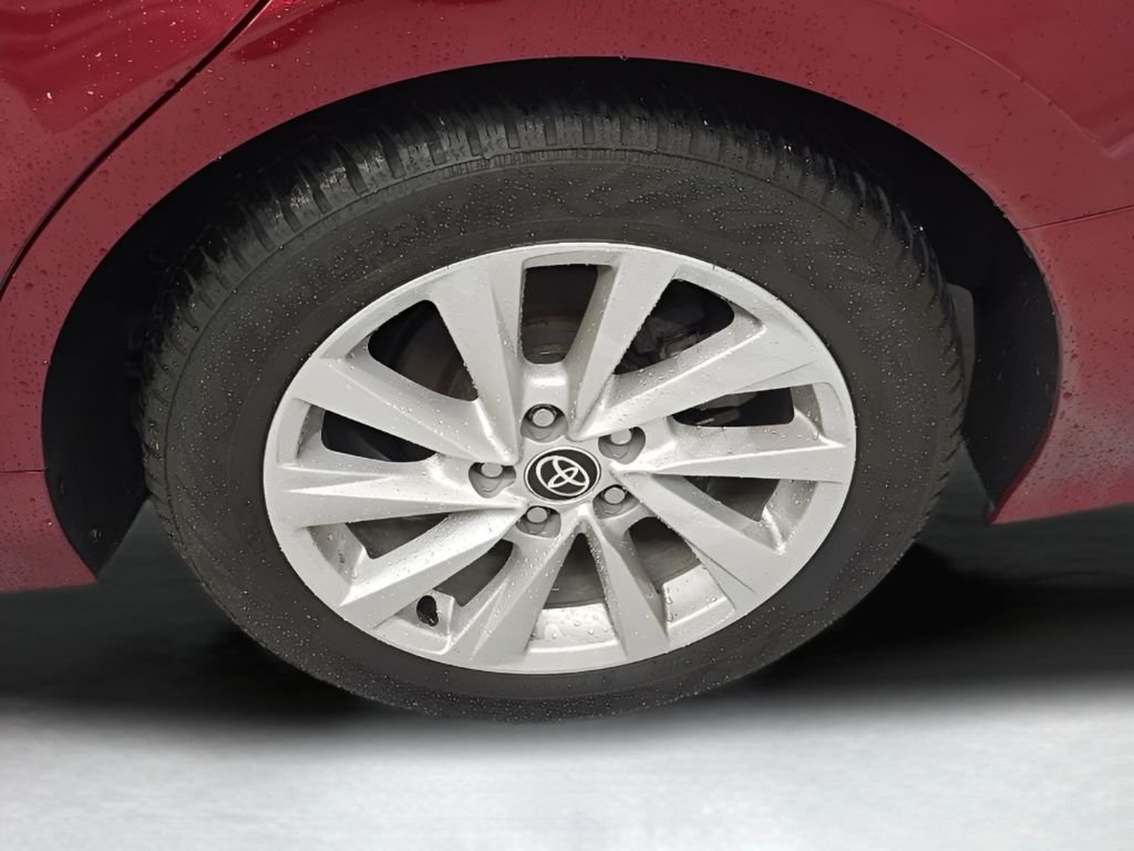 Used 2022 Red Toyota LE image 29